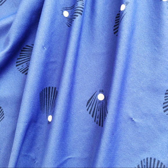 VINTAGE 🎙 Peplum-Style Oyster Dress - Picture 6 of 7